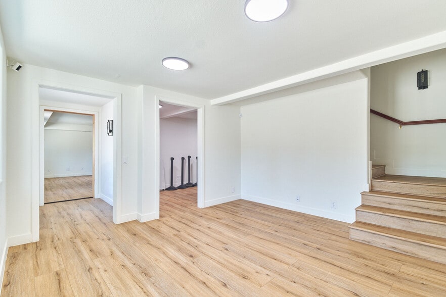 More Photos Of 586 Bonanza Trail, Big Bear Lake Office Residential For Sale