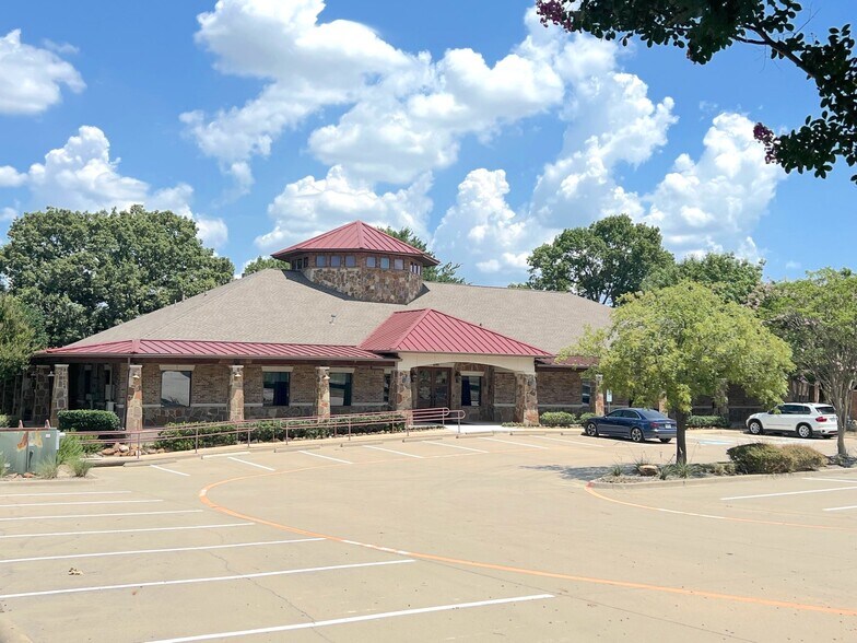 More Photos Of 6190 Virginia Pky, McKinney Medical For Lease