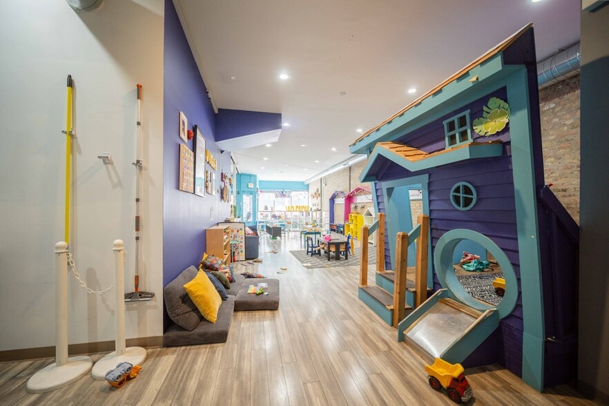 More Photos Of 3530 W Armitage Ave, Chicago Storefront Retail Residential For Lease