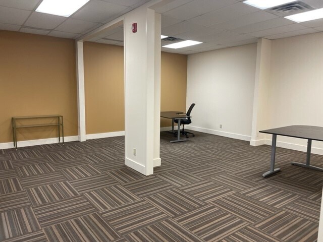 More Photos Of 122 17th Ave SE, Calgary Storefront Retail Office For Lease