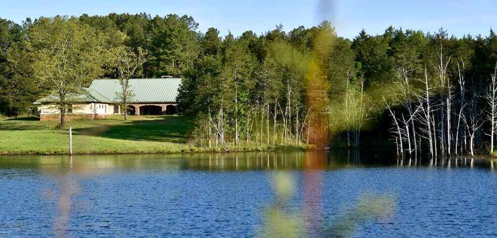 More Photos Of 8524 Youth Ranch Rd, Mulberry Lodge Meeting Hall For Sale