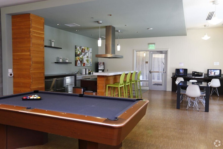 More Photos Of 3850 N Mississippi Ave, Portland Apartments For Lease