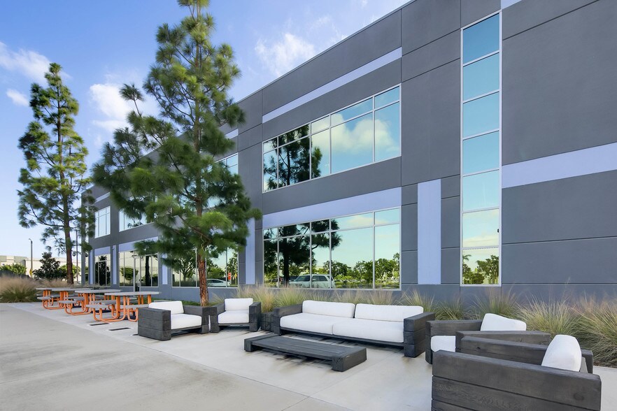 More Photos Of 2642 Michelle Dr, Tustin Office For Lease