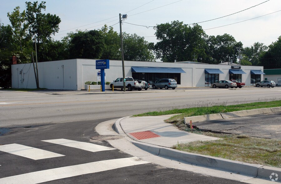 More Photos Of 3405 Market St, Wilmington Freestanding For Sale
