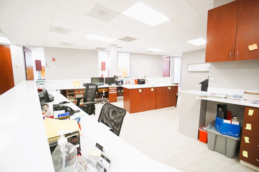 More Photos Of 4825 Almeda Rd, Houston Medical For Lease