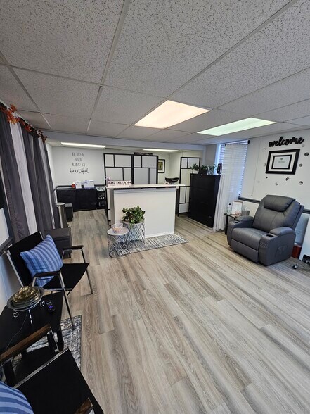 More Photos Of 318 S South St, Gastonia Office For Lease