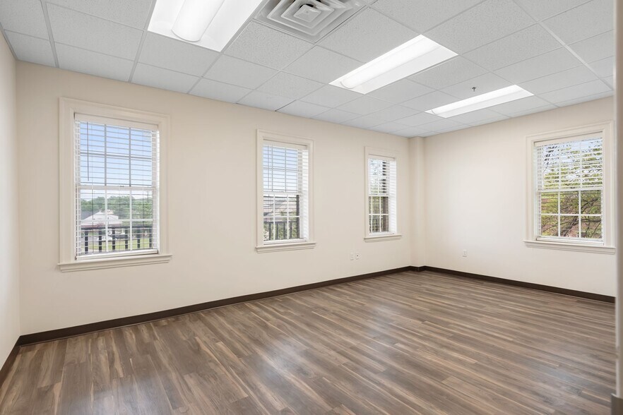 More Photos Of 112 Long Hollow Pike, Goodlettsville Office For Lease