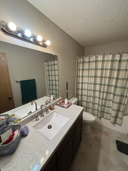 More Photos Of , Bloomington Multifamily For Sale