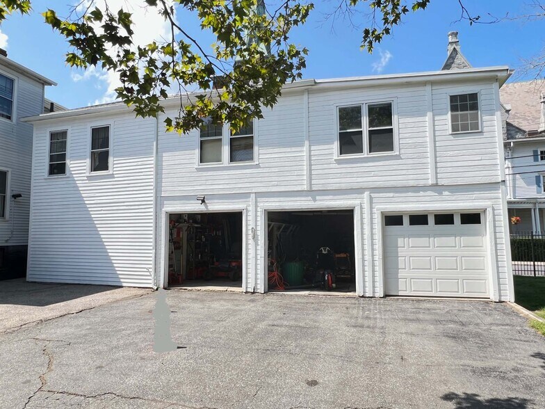 More Photos Of 7 Otis St, Norwich Religious Facility For Sale