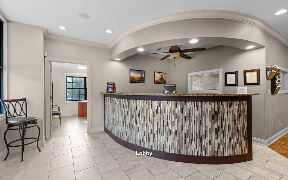 More Photos Of 1401 Spring Place Rd SE, Cleveland Office Residential For Sale