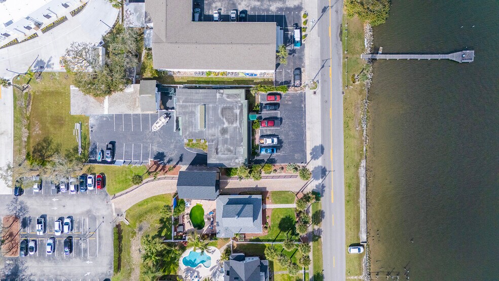 More Photos Of 4084 Halifax Dr, Port Orange Funeral Home For Sale