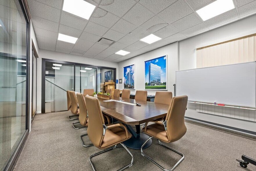 More Photos Of 15815 Union Tpke, Flushing Storefront Retail Residential For Sale