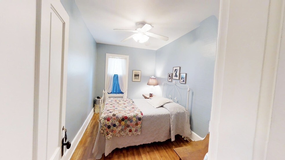 More Photos Of 809 N Main St, Alma Freestanding For Sale