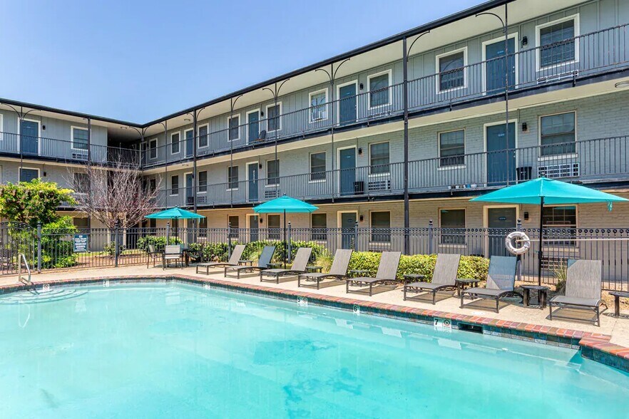 More Photos Of 417 E State St, Baton Rouge Apartments For Sale