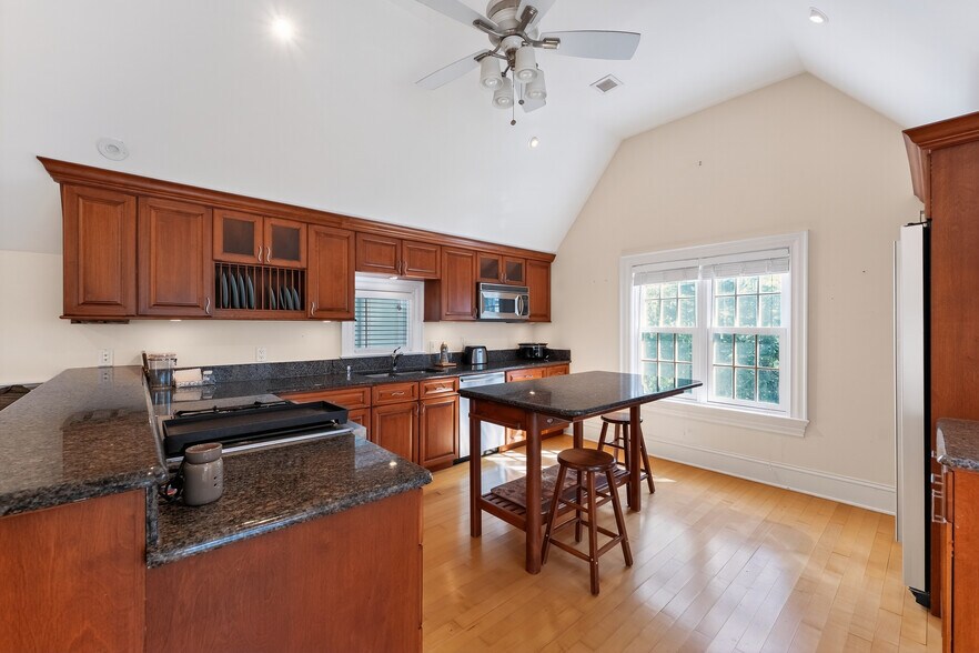 More Photos Of 78 Todds Point Rd, Dufferin Parish Specialty For Sale