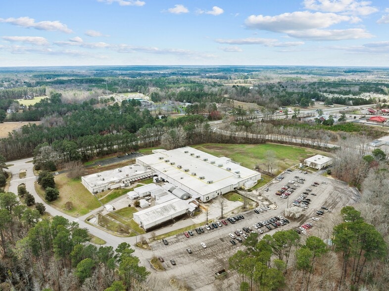 More Photos Of 951 Wendell Blvd, Wendell Manufacturing For Sale