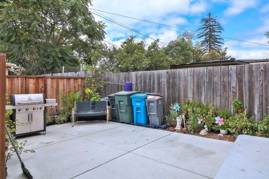 More Photos Of 66 3rd St, Gilroy Apartments For Sale