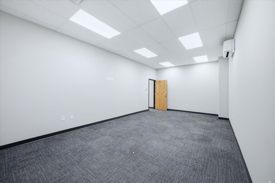 More Photos Of 135 Joshua Ct, Lincolnton Warehouse For Sale