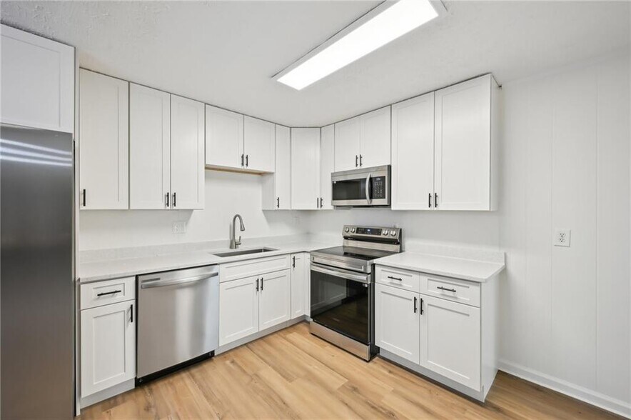 More Photos Of 4421 Lee Rd, Snellville Apartments For Sale