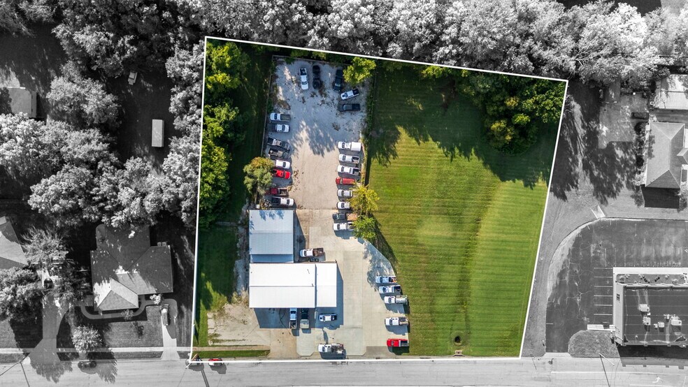 More Photos Of 404 N East St, Paola Auto Repair For Sale