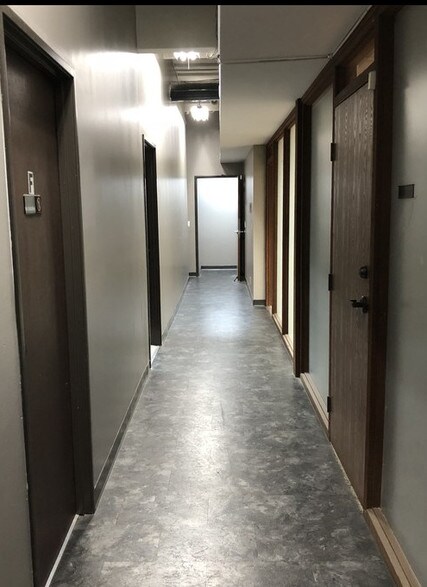 More Photos Of 330 N Wood Rd, Camarillo Warehouse For Lease