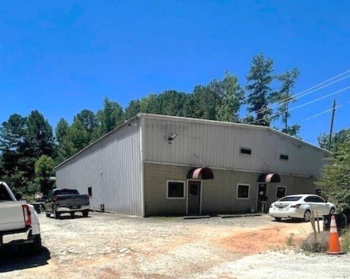 Primary Photo Of 8290 Lee Rd, Lithia Springs Manufacturing For Sale