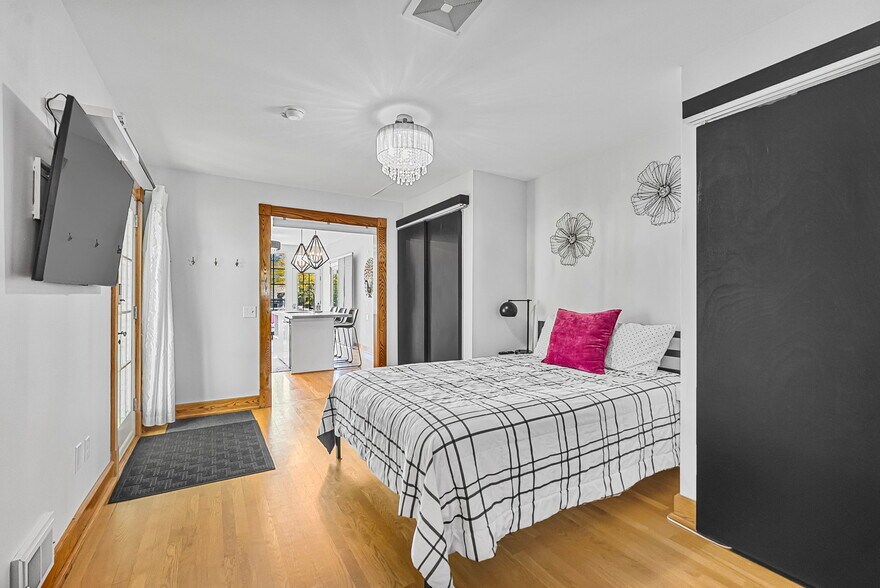 More Photos Of 601 W Front St, Traverse City Specialty For Sale