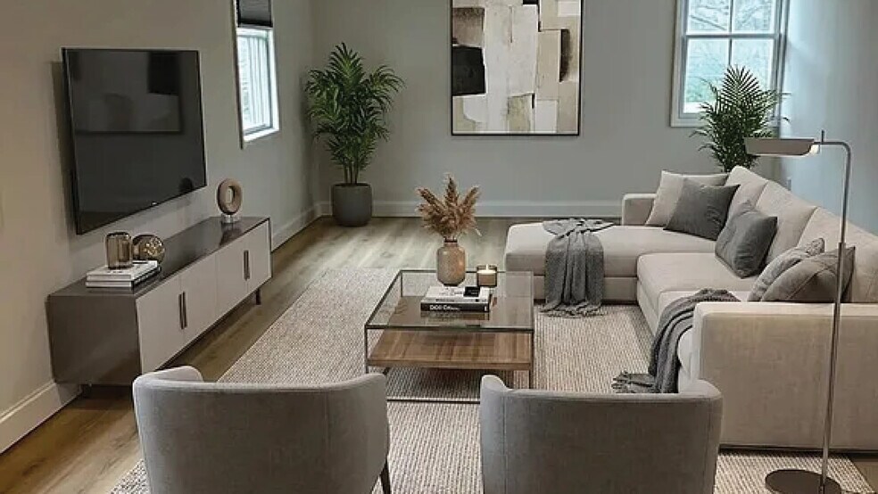 More Photos Of , Roslyn General Retail For Sale