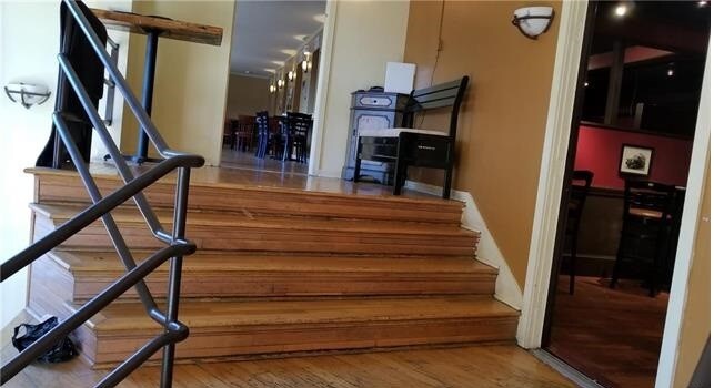 More Photos Of 194-198 Main St, Emmaus Restaurant For Lease