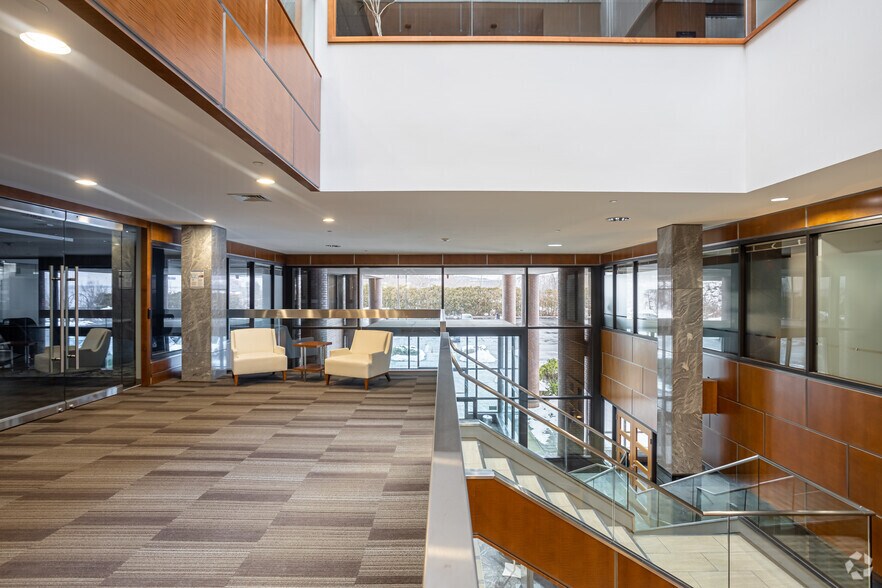 More Photos Of 300 Granite St, Braintree Office For Lease