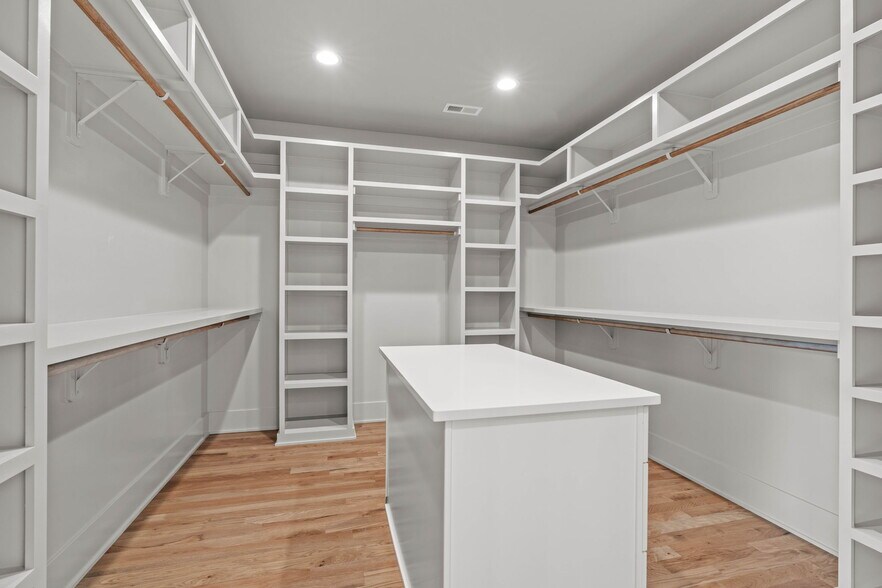 More Photos Of , Raleigh Multifamily For Sale