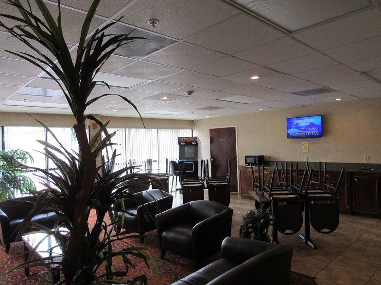 More Photos Of 312 Us-701 Hwy N, Loris Hotel For Sale