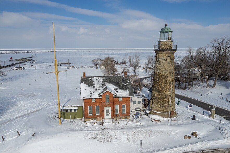 More Photos Of 201 3rd St, Fairport Harbor Hospitality For Sale