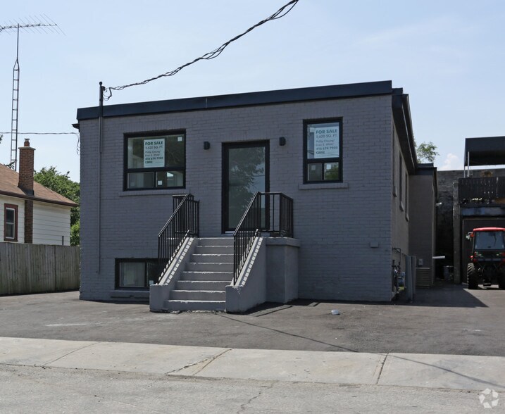 More Photos Of 136 16th St, Toronto Flex For Lease