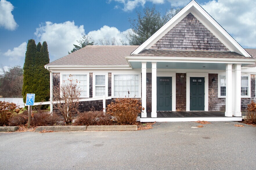 More Photos Of 767 Main Rd, Westport General Retail For Sale