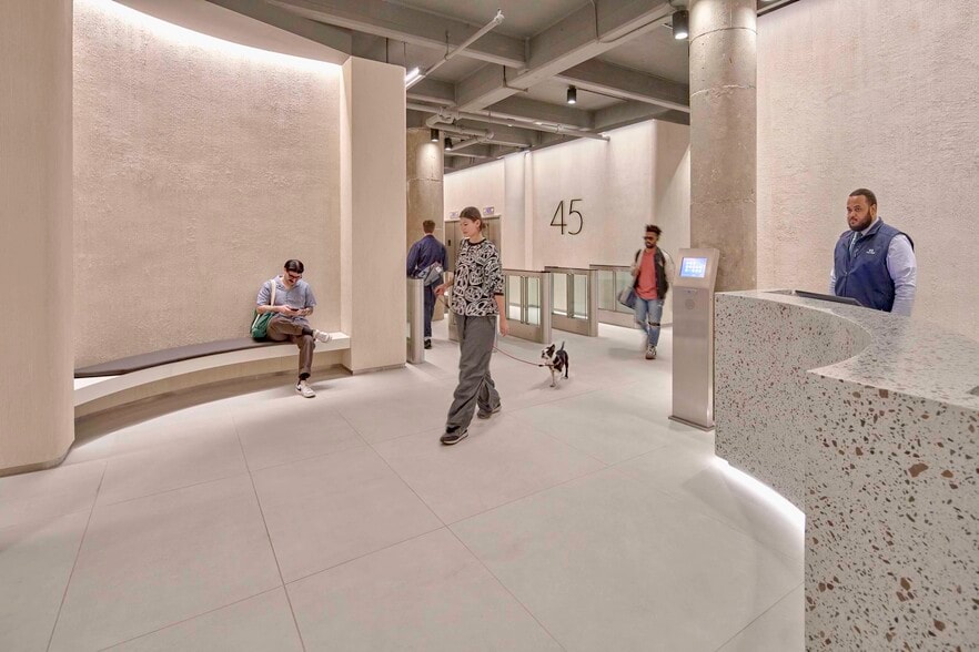 More Photos Of 45 Main St, Brooklyn Office For Lease