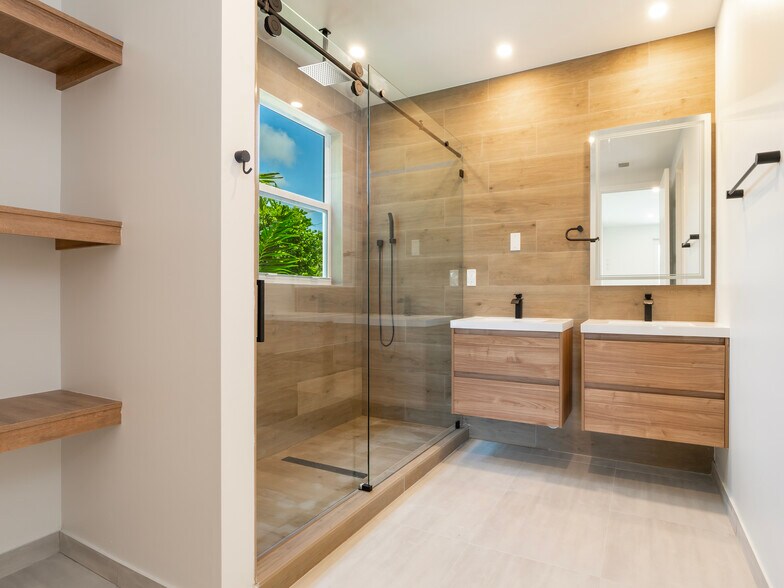 More Photos Of , Fort Lauderdale Multifamily For Sale