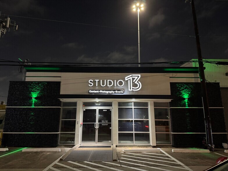 More Photos Of 5625-5633 Southwest Fwy, Houston Unknown For Lease