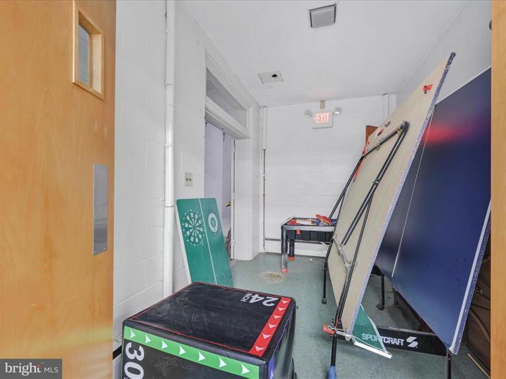 More Photos Of 100 New Haven St, Mount Joy General Retail For Lease