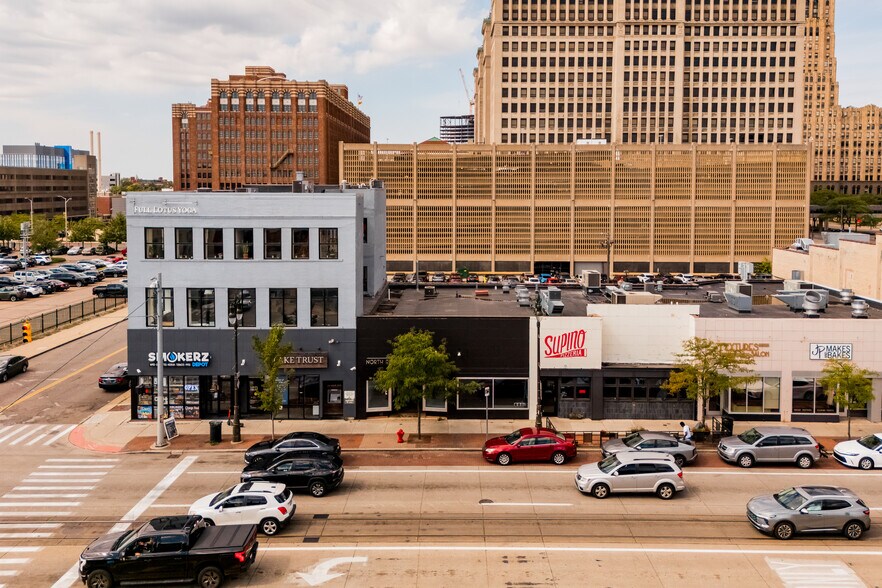 More Photos Of 6513 Woodward Ave, Detroit Storefront For Sale