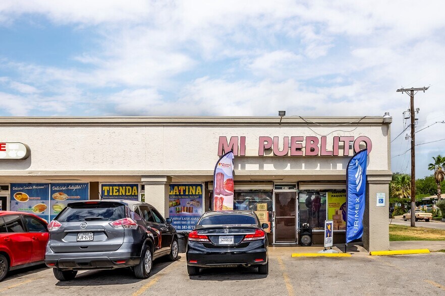 More Photos Of 3719-3815 Blanco Rd, San Antonio Storefront For Sale