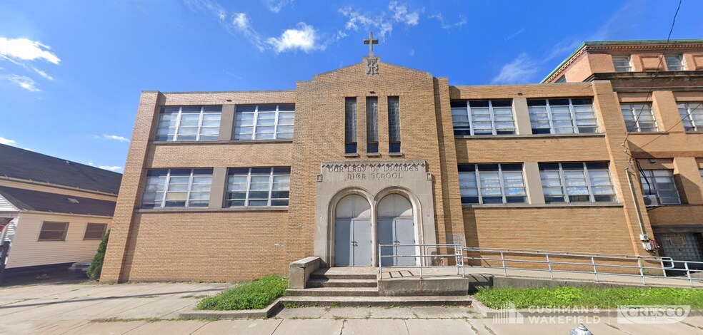 More Photos Of 3398 E 55th St, Cleveland Schools For Lease