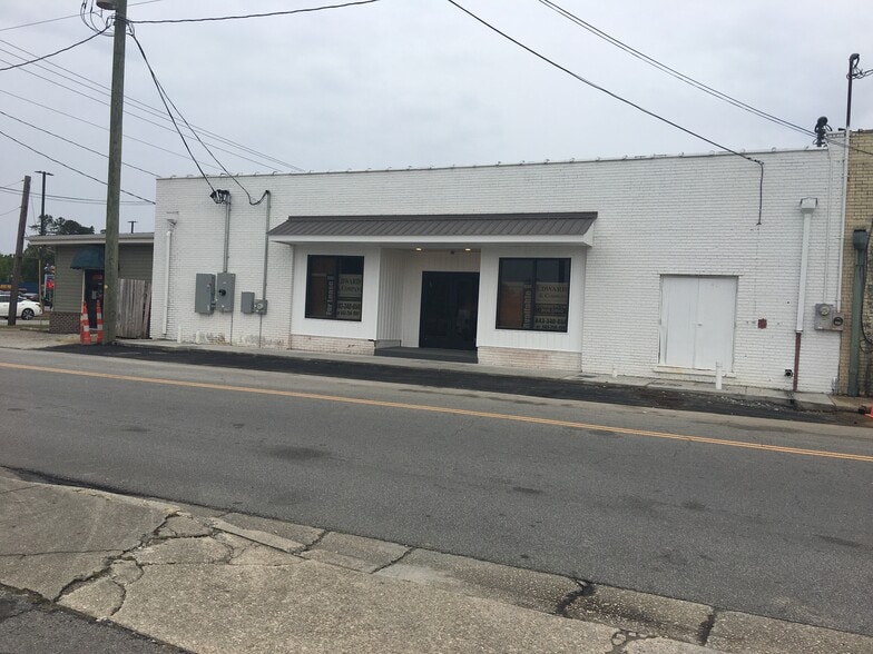 More Photos Of 4165 Main St, Loris Storefront Retail Office For Lease