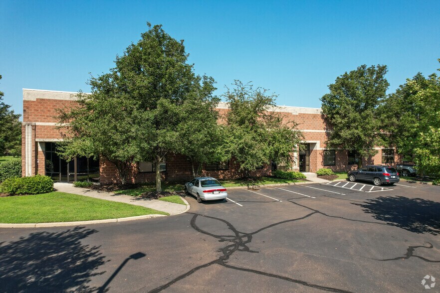 More Photos Of 1515 Grundy's Ln, Bristol Office For Lease