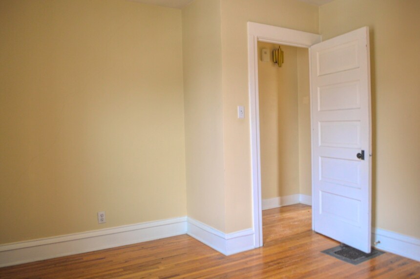 More Photos Of , Batavia Unknown For Sale