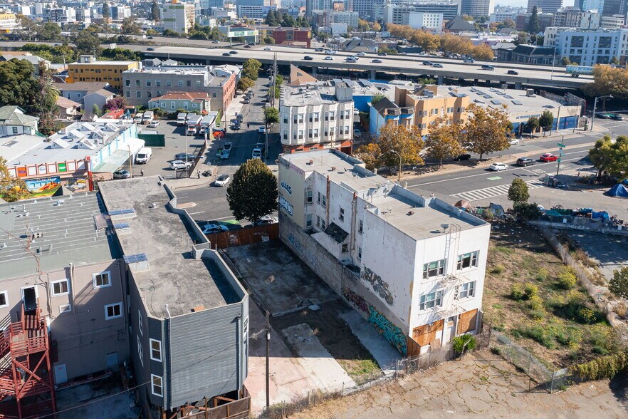 More Photos Of 2321-2323 San Pablo Ave, Oakland Warehouse For Sale