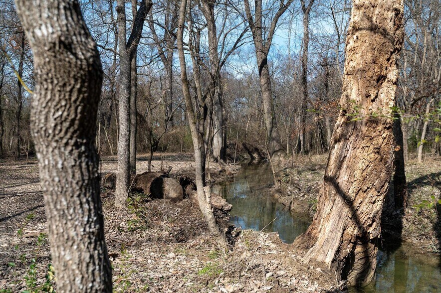 More Photos Of 5285 CR 277, Melissa Land For Sale