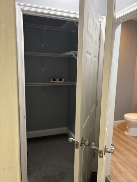 More Photos Of 9309 Belair Rd, Nottingham Office For Lease