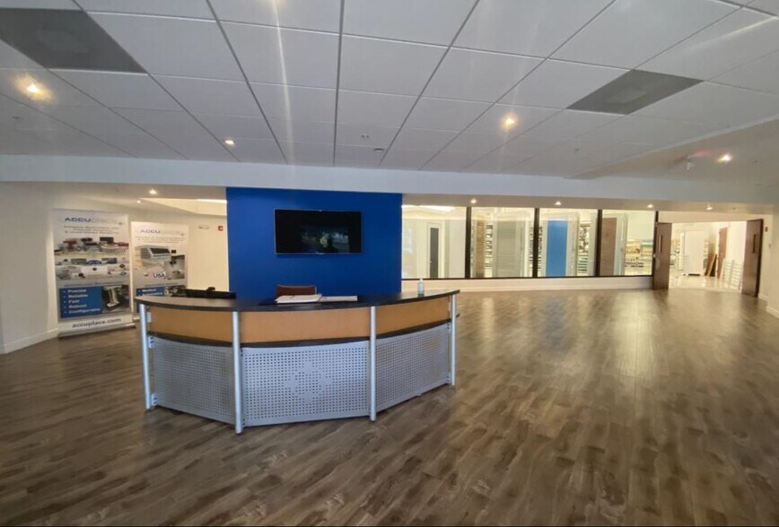 More Photos Of 1800 NW 69th Ave, Plantation Light Distribution For Lease