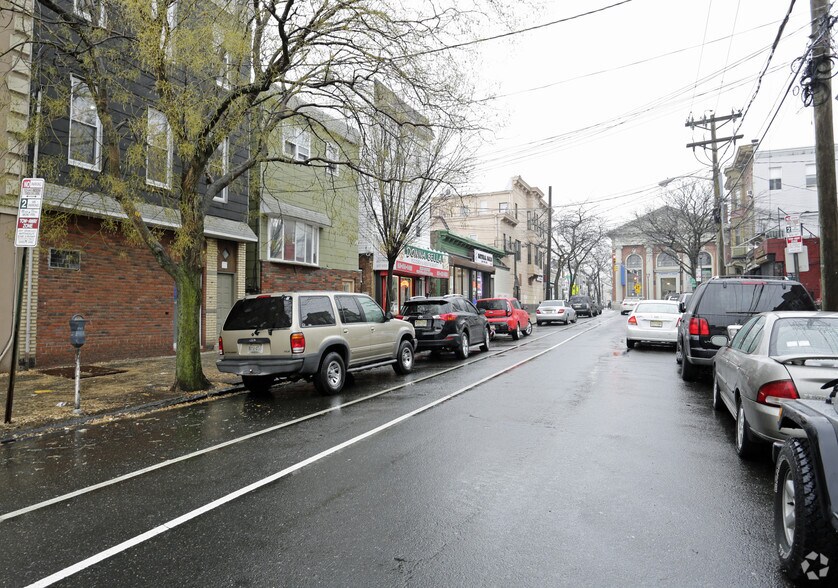 More Photos Of 107 Bowers St, Jersey City Storefront Retail Residential For Sale